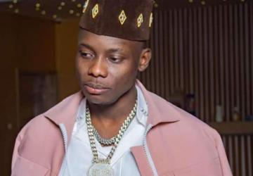 Sidiki Diabaté : le grand concert d’Abidjan annulé, entre contraintes et polémique
